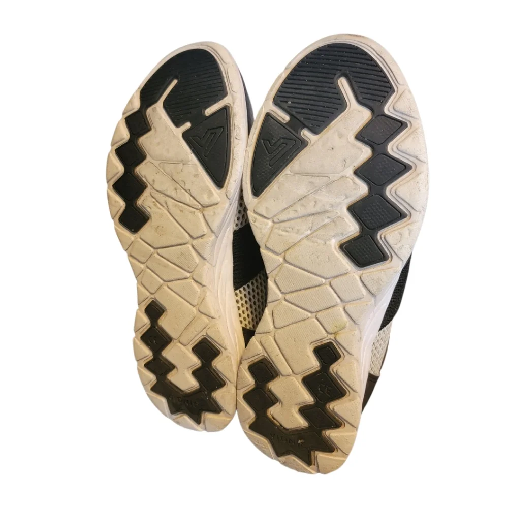 Vionic Camrie Slip-On Mesh Sneakers Shoes‎ Black/White Womens Size 7
